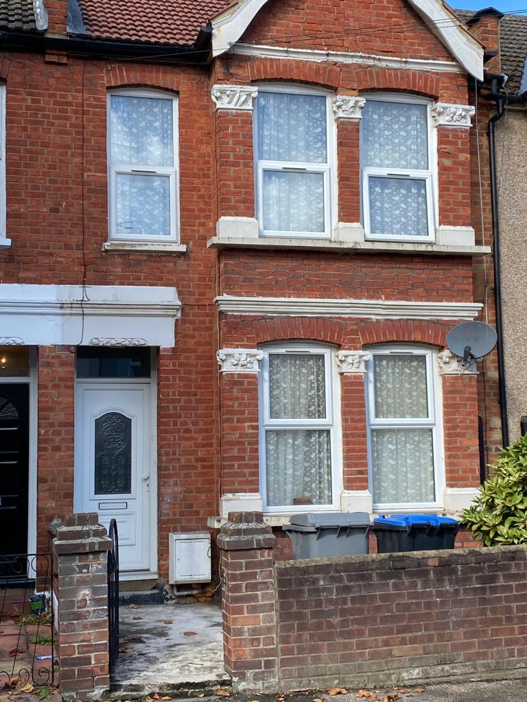 Vincent Gardens William Mcgowan Lettings Estate agent Neasden NW10